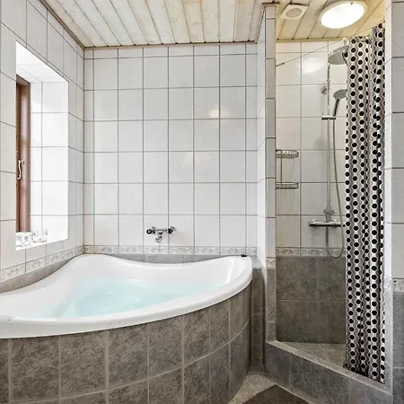 Gorgeous In With Wifi بيت للعطل Rudkøbing